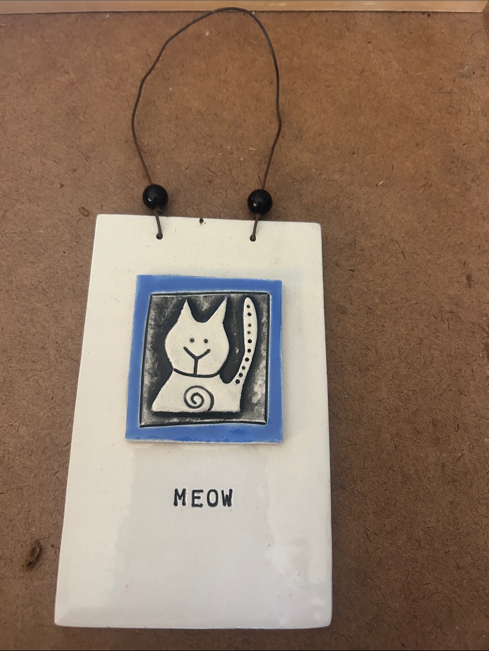 Ceramic 'Meow' Cat Wall Hanging - White and Blue